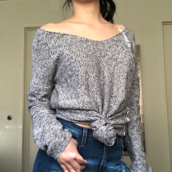 Oversized Grey Knit Sweater - Picture 2 of 3